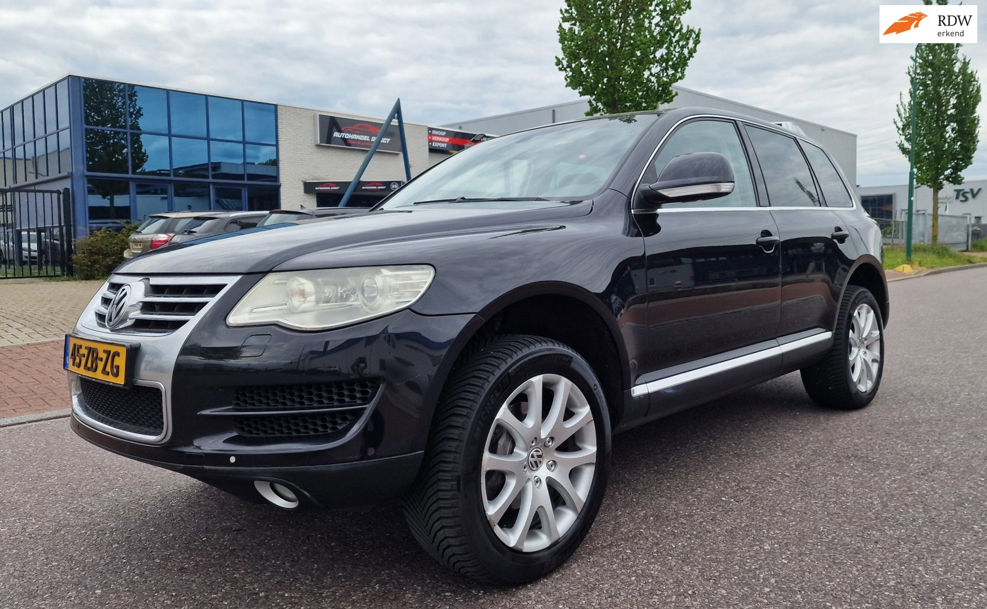 Volkswagen Touareg 3.6 V6 Highline 4WD AUT NAVI PSENOR LEDER 2 X SLEUTELS