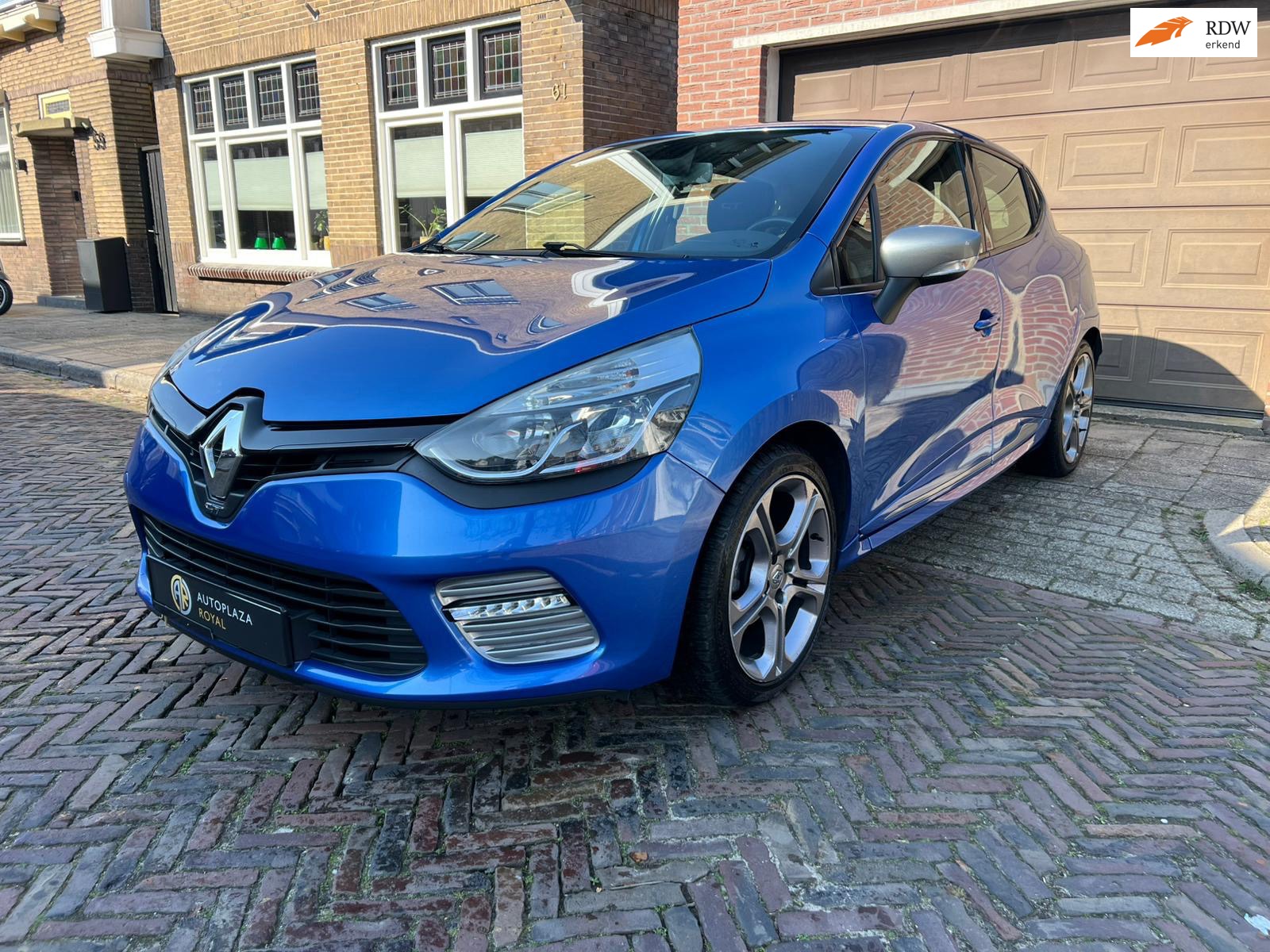 Renault Clio 1.2 GT LEES TEKST