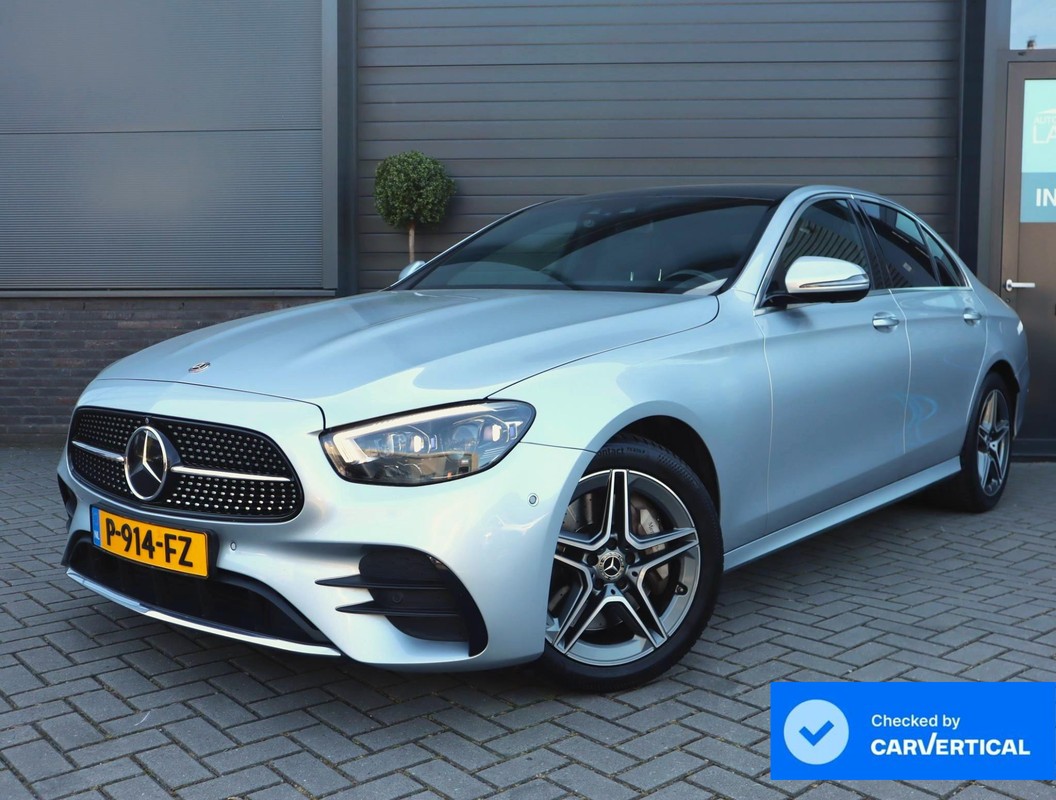 Mercedes-Benz E-Klasse 300 de AMG Line | Panoramadak | Leer | Burmester | 360 | Apple Carplay/Android Auto