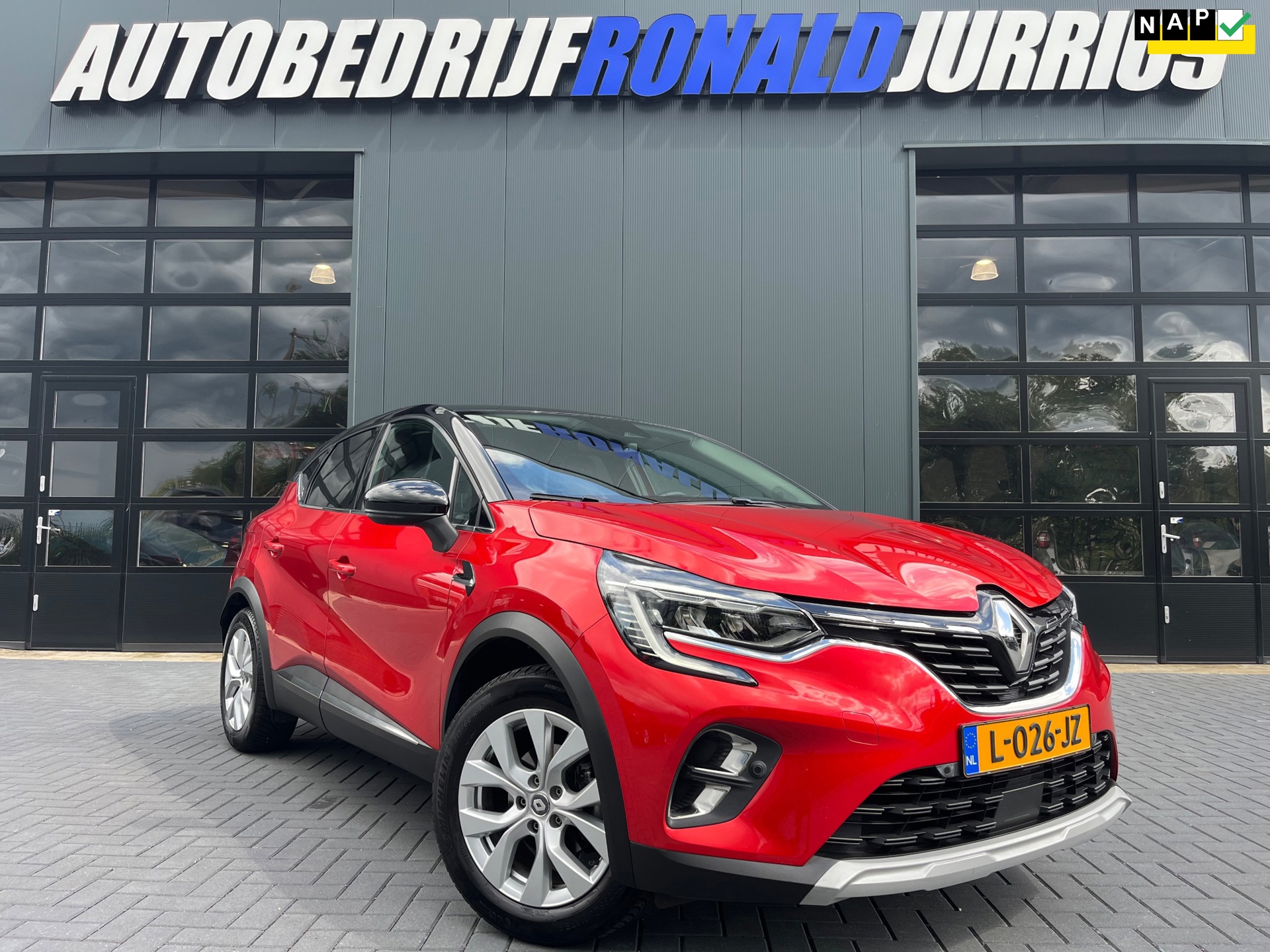 Renault Captur 1.0 TCe 100 Bi-Fuel Intens NL.Auto/Camera/Navigatie/CarPlay/Two-Tone/Dealer Onderhouden