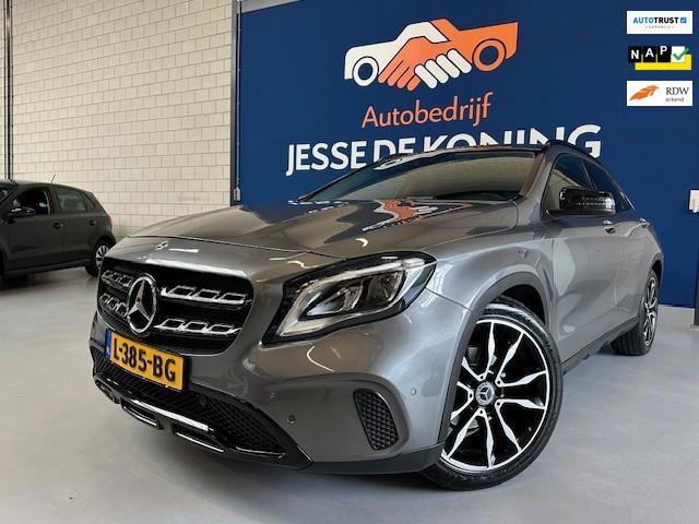 Mercedes-Benz GLA-klasse 200 Premium Plus Automaat/ bj.2018/ kleur : grijs/ navigatie/sportvelgen/NAP met 113439 km./ APK 10/2026.