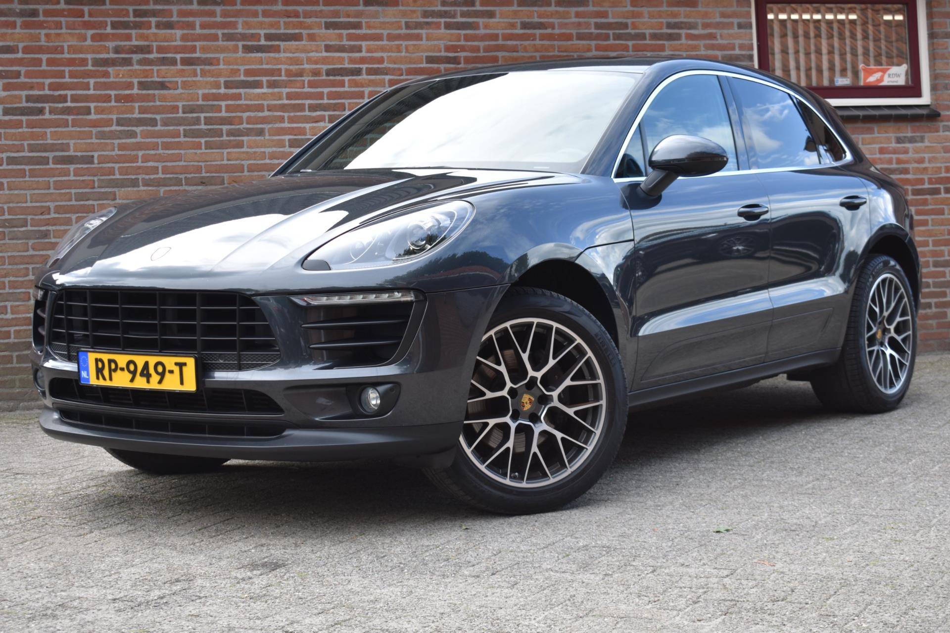 Porsche Macan 2.0 '18 Pano Leder Clima Navi Cruise Inruil mogelijk