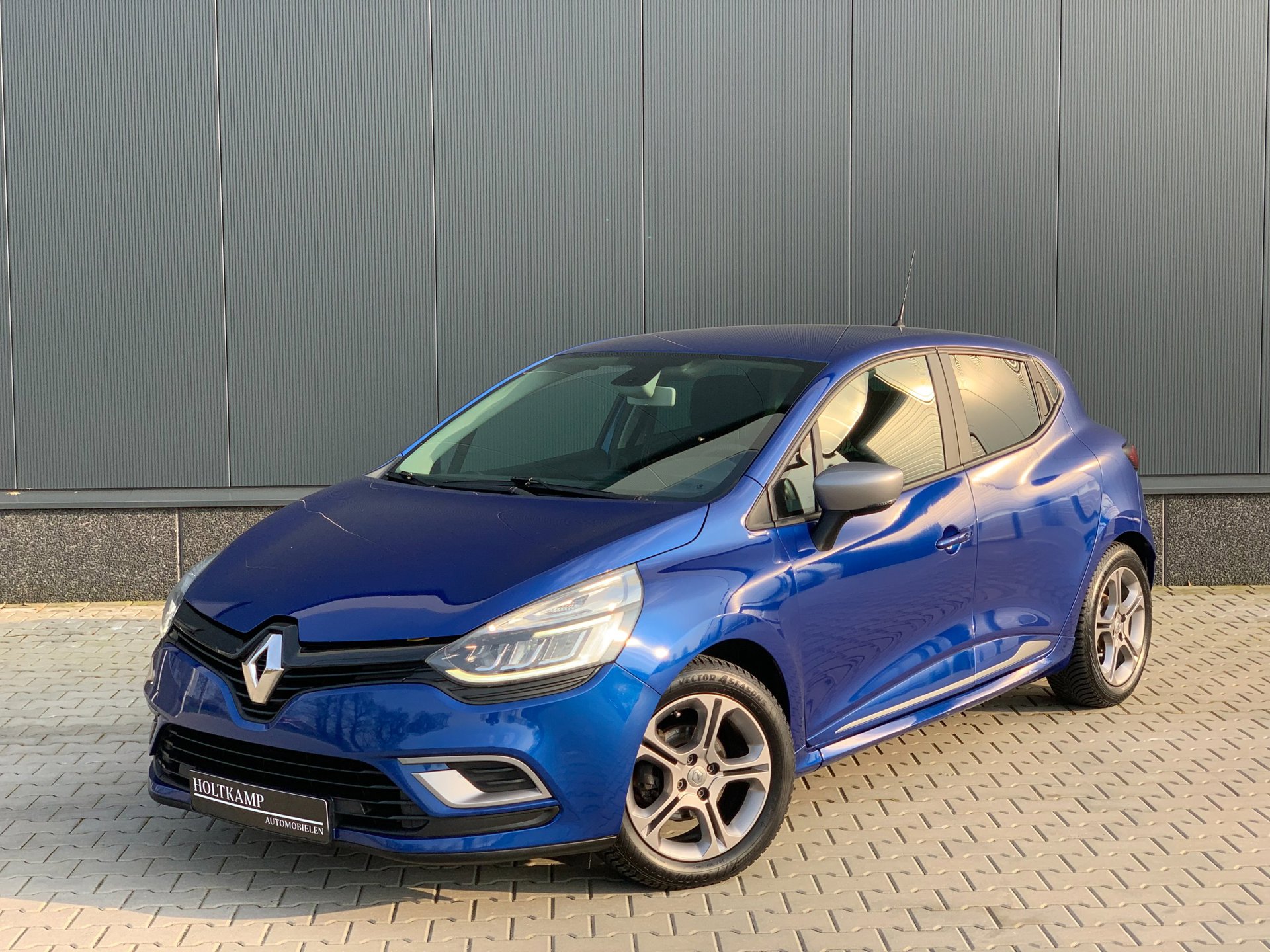 Renault Clio 0.9 TCe GT- Line | CRUISE | LED | CLIMA | BLUETOOTH