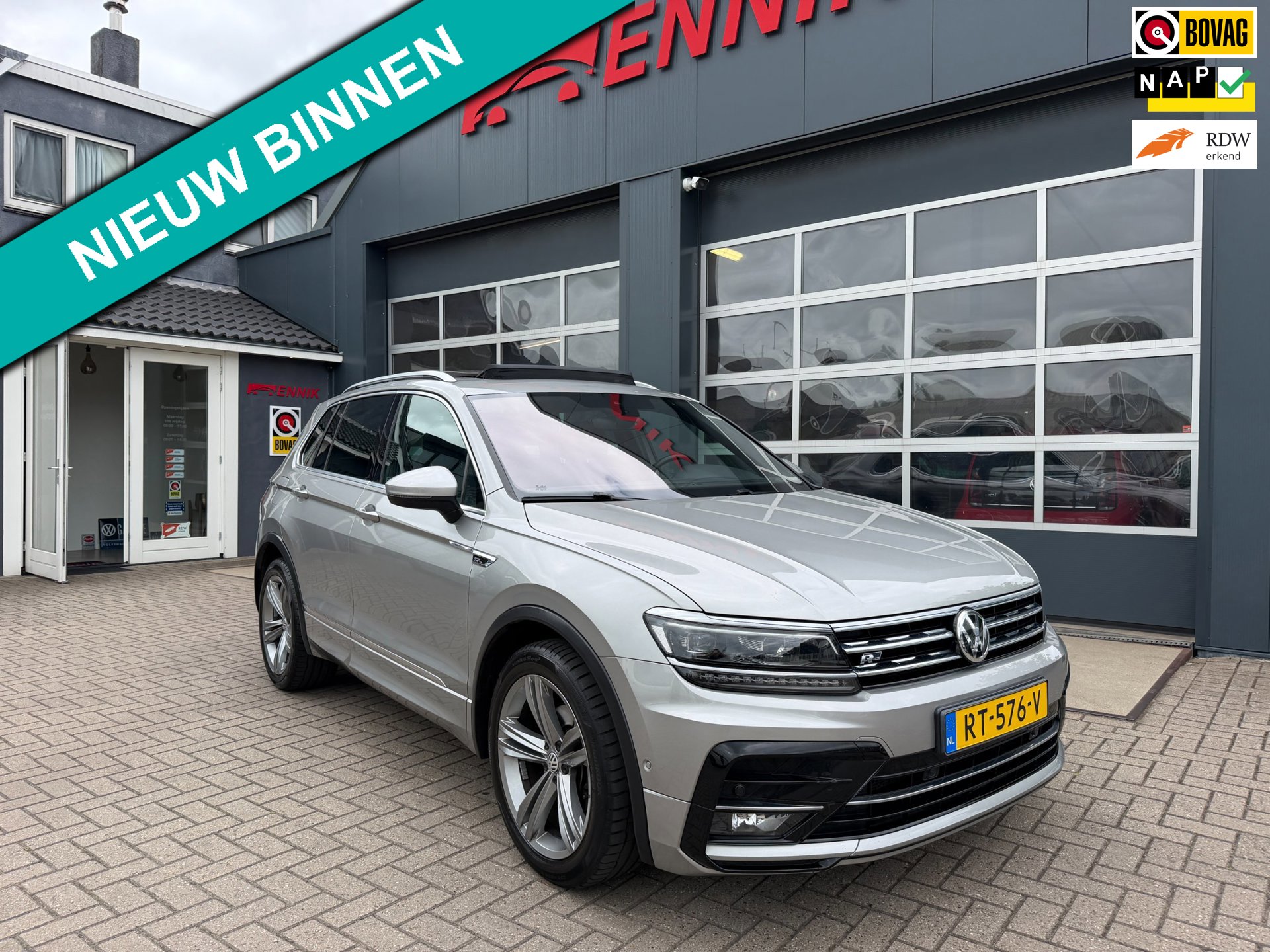Volkswagen Tiguan 1.4 TSI ACT Comfortline Business R-Line / Pano / ACC / Massage / Trekhaak.