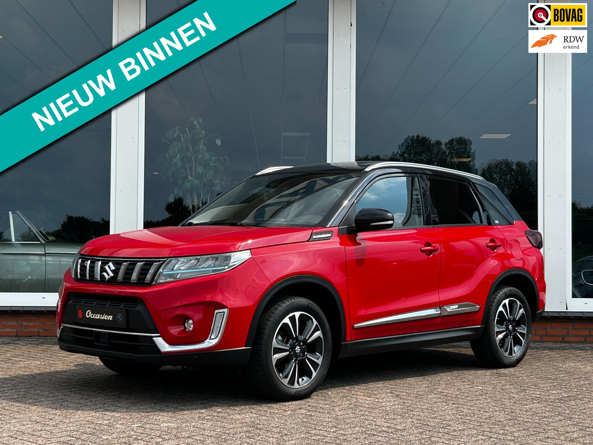 Suzuki Vitara 1.5 Hybrid Style AUT. - Navi - Panoramadak - Camera - PDC