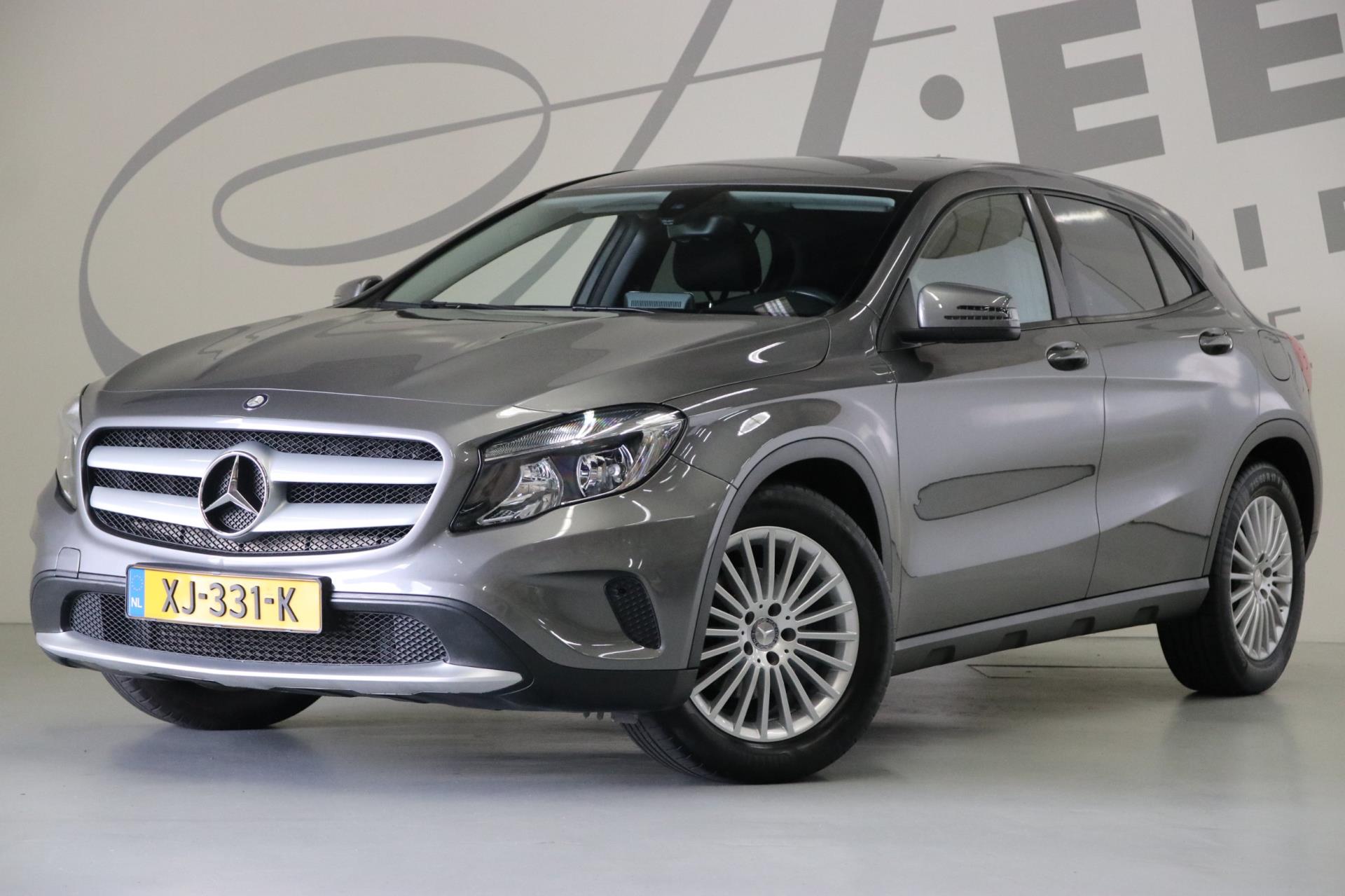 Mercedes-Benz GLA-klasse 180 Ambition/ Achteruitrijcamera/ Navigatie