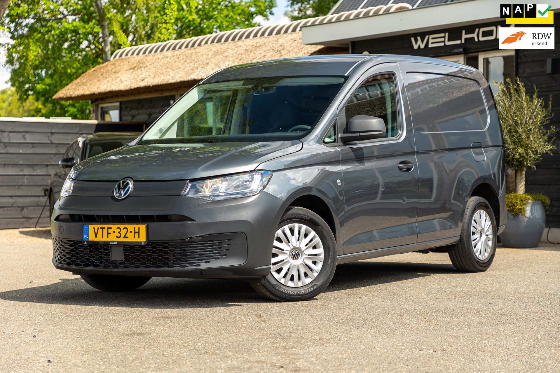 Volkswagen Caddy Cargo 2.0 TDI Comfort Trekhaak I Vloerplaat I Lat om Lat I Airco I Cruise I CarPlay I Android Auto I NAP