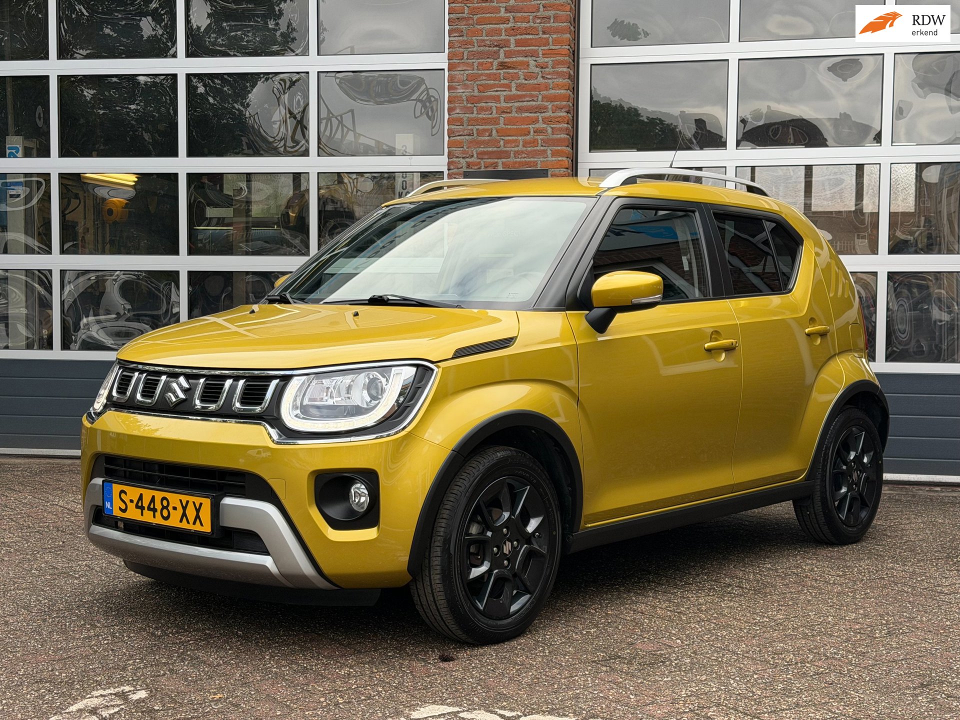 Suzuki Ignis 1.2 Smart Hybrid , Navi, camera, cruise, stoelverw, Clima,16 inch