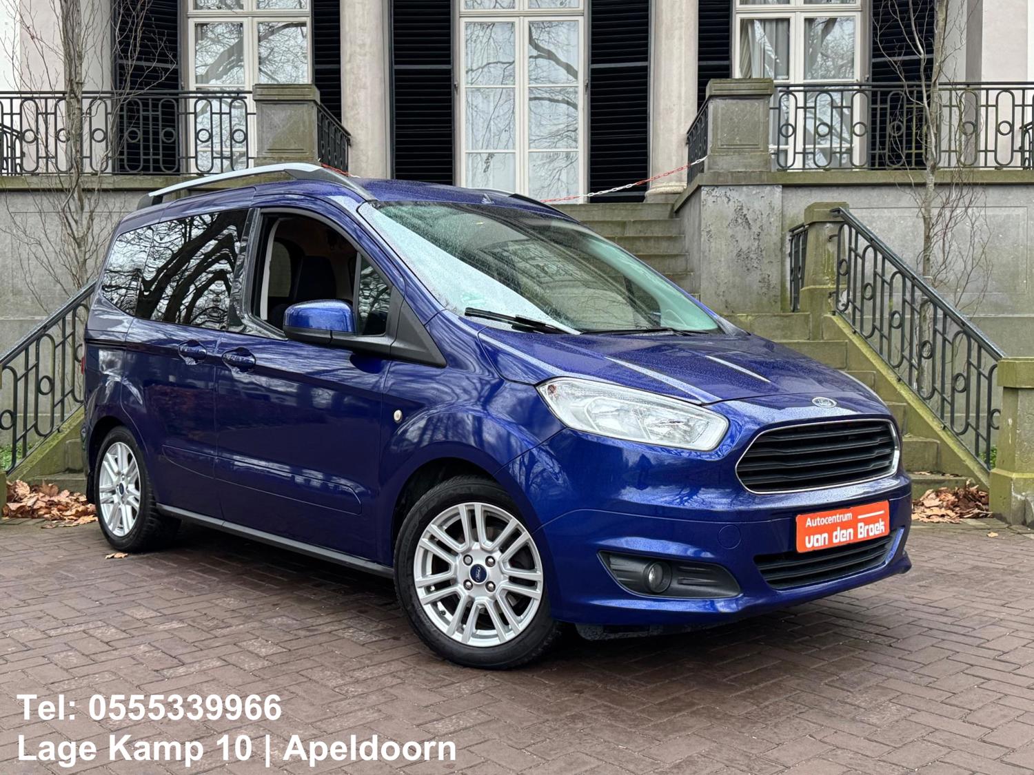 Ford Tourneo Courier 1.0 Titanium 5P Climate Cruise Ctr Stoelverwarming Trekhaak Lmv Pdc