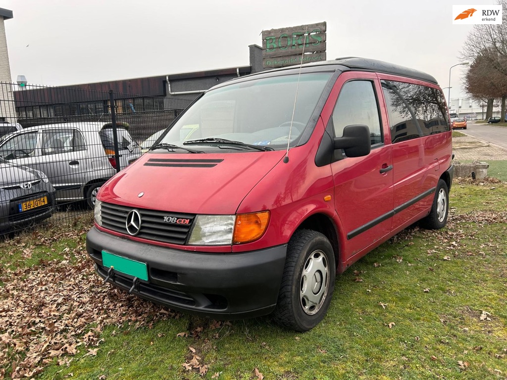 Mercedes-Benz 108 CDI Westfalia interieur