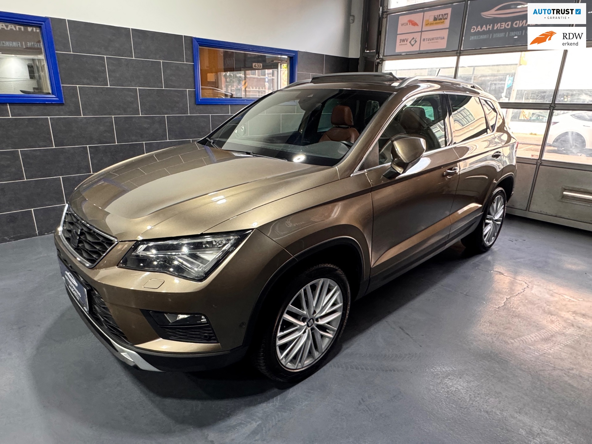 Seat Ateca 1.4 EcoTSI Xcellence - Pano - Leder - Carplay - Trekhaak - Stoelverwarming - Elektr. Spiegels - Elektr. Kofferbak