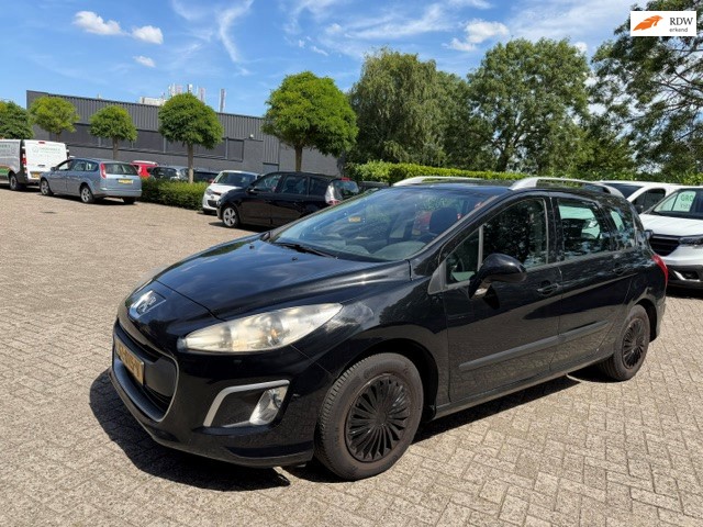 Peugeot 308 1.6 HDiF Blue Lease Stationwagen/ bj.2011 / panoramadak / airco / APK 02/2027 en NAP met 317078 km./rijdt perfect !!