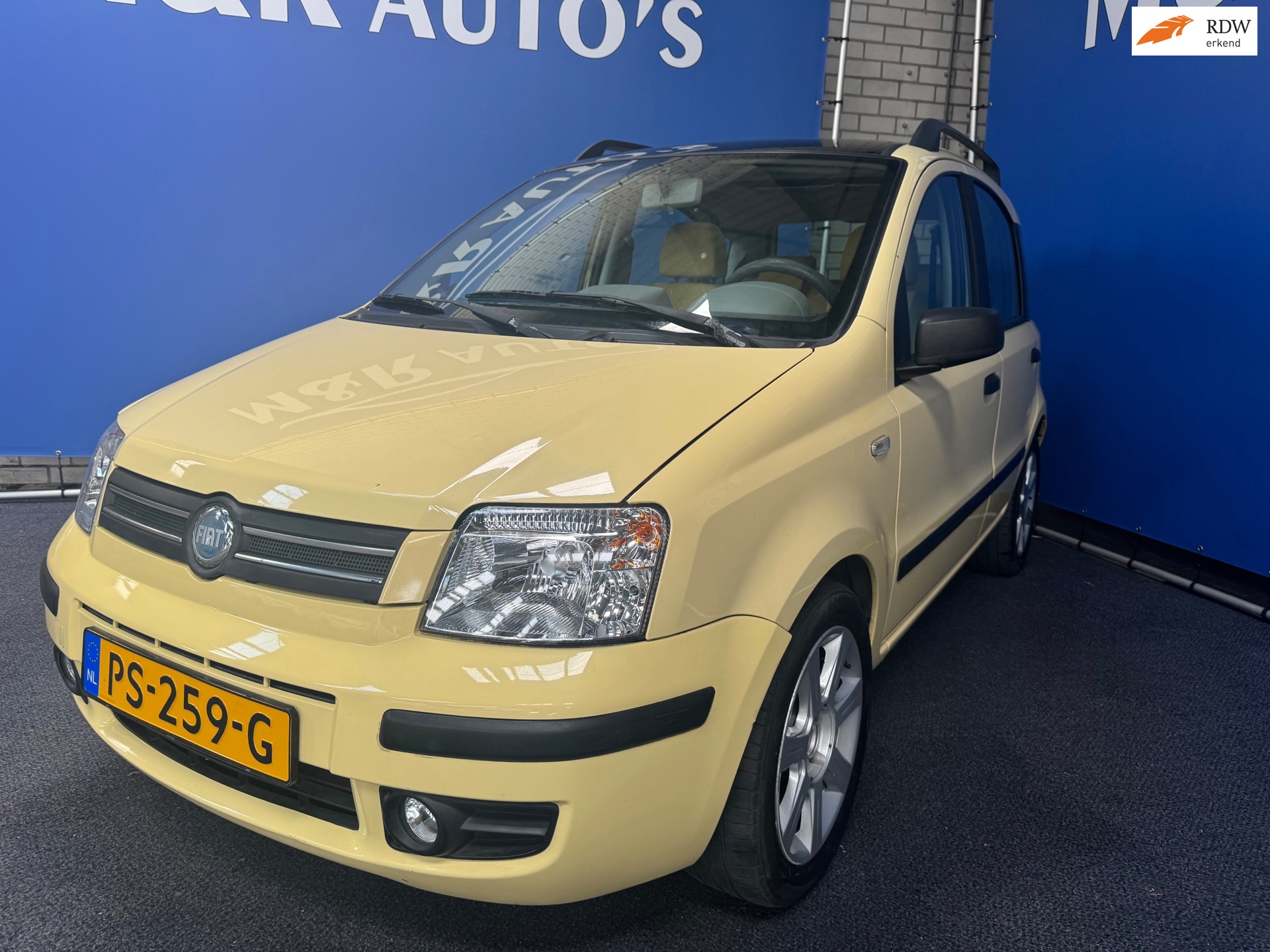 Fiat Panda 1.2 Dynamic Panoramadak Nieuwe APK