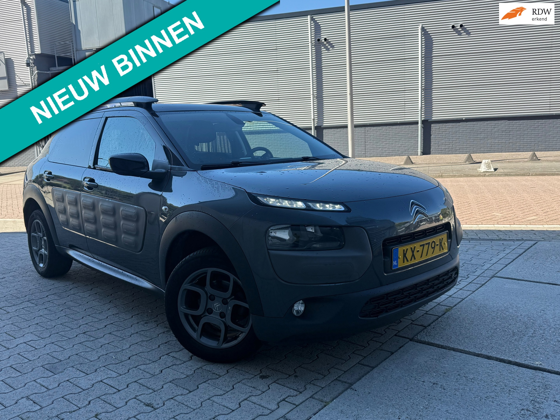 Citroën C4 Cactus 1.2 PureTech Shine Camera Clima NAVI Volledig onderhouden