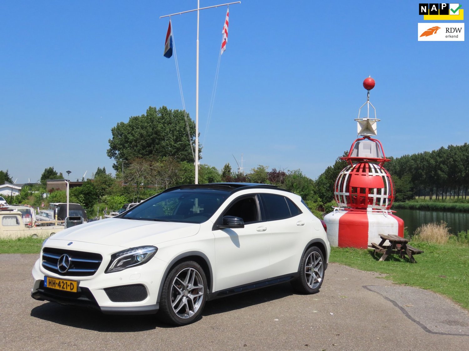 Mercedes-Benz GLA-klasse 180 Ambition *PANO *AMG-STYLING