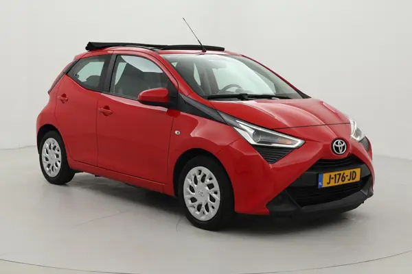 Toyota Aygo Aygo 1.0 Vvt-I X-Play Cabrio