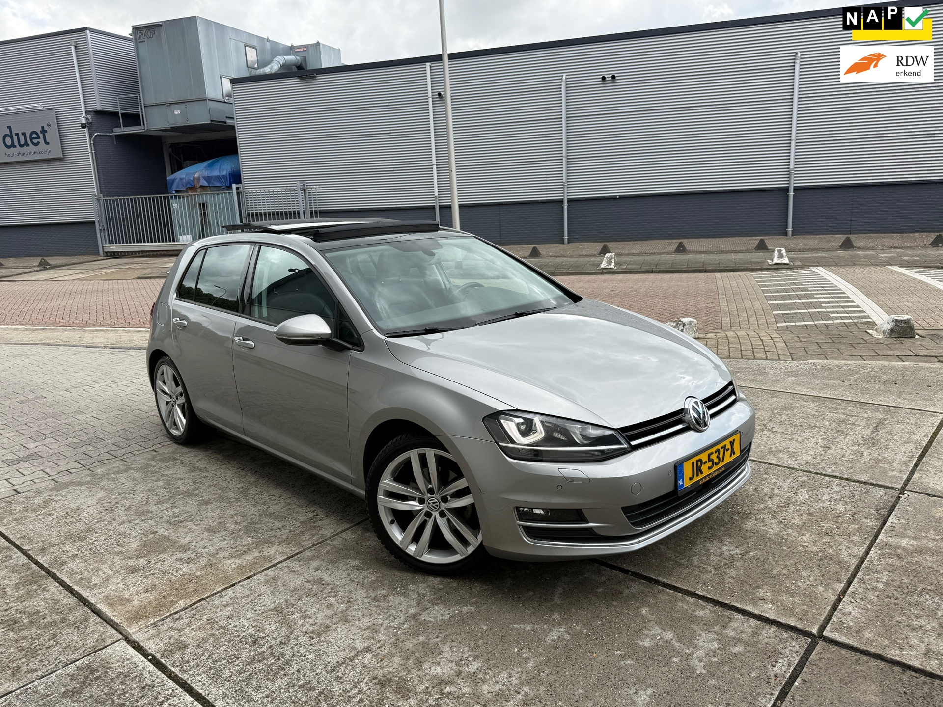 Volkswagen Golf 1.4 TSI Highline PANORAMA CLIMA Stoelverwarming APK 2027 Camera