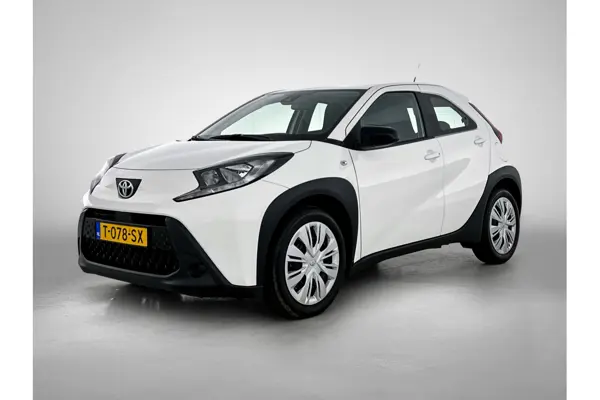 1.0 VVT-i MT Play