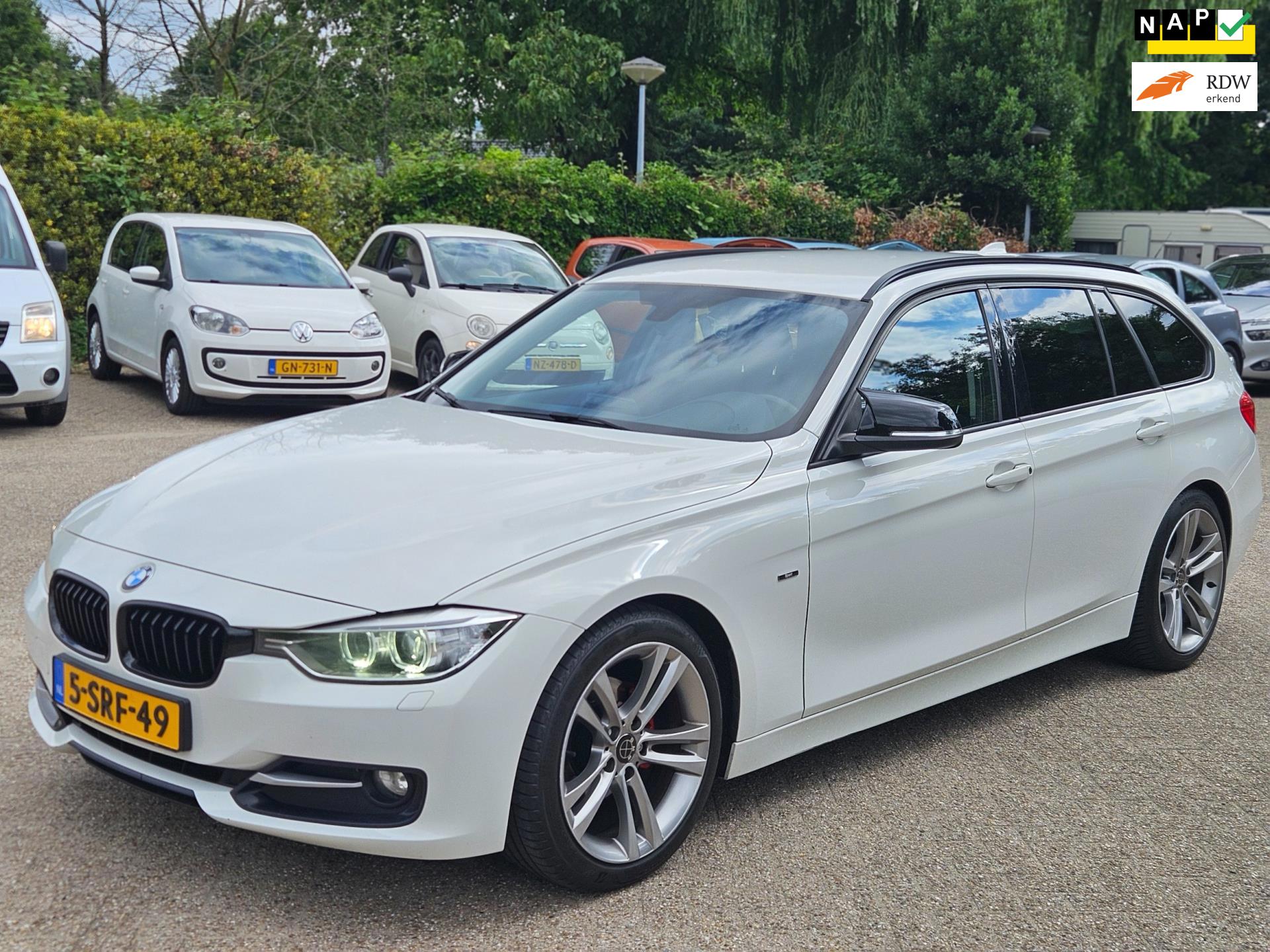 BMW 3-serie Touring 320d EfficientDynamics Edition Executive Upgrade|Navi|Clima|CruiseControle|PDC|Afneembare Trekhaak|Sportstoele