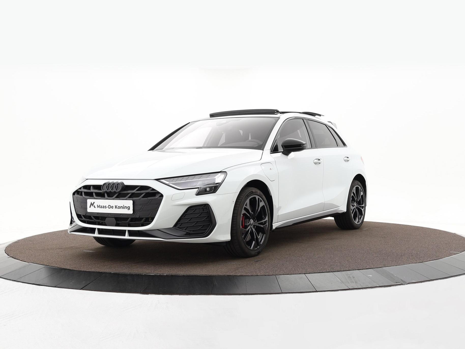 Audi A3 Sportback 45 TFSIe 272pk S-Tronic S Edition Competition