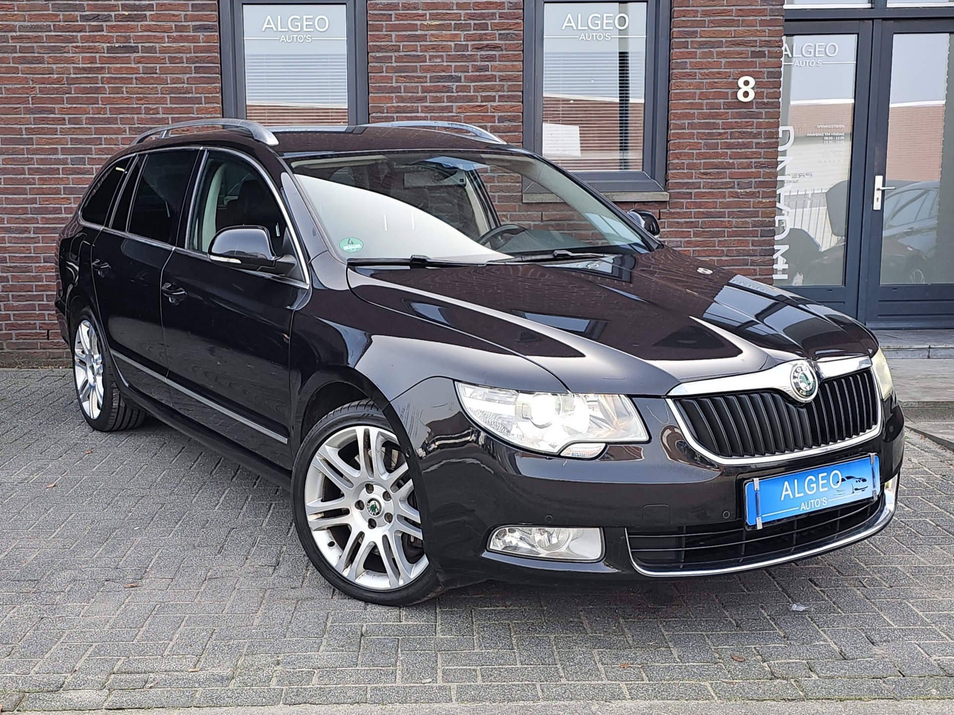 Skoda Superb Combi 3.6 FSI Elegance 4x4 / Automaat / Leder / Navi