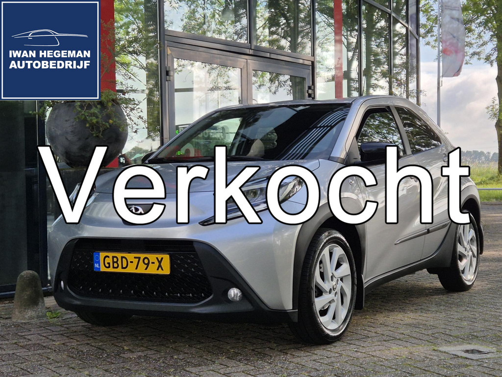 Toyota Aygo X 1.0 VVT-i MT first | Climate Control | Navigatie via Apple Carplay | Stoelverwarming