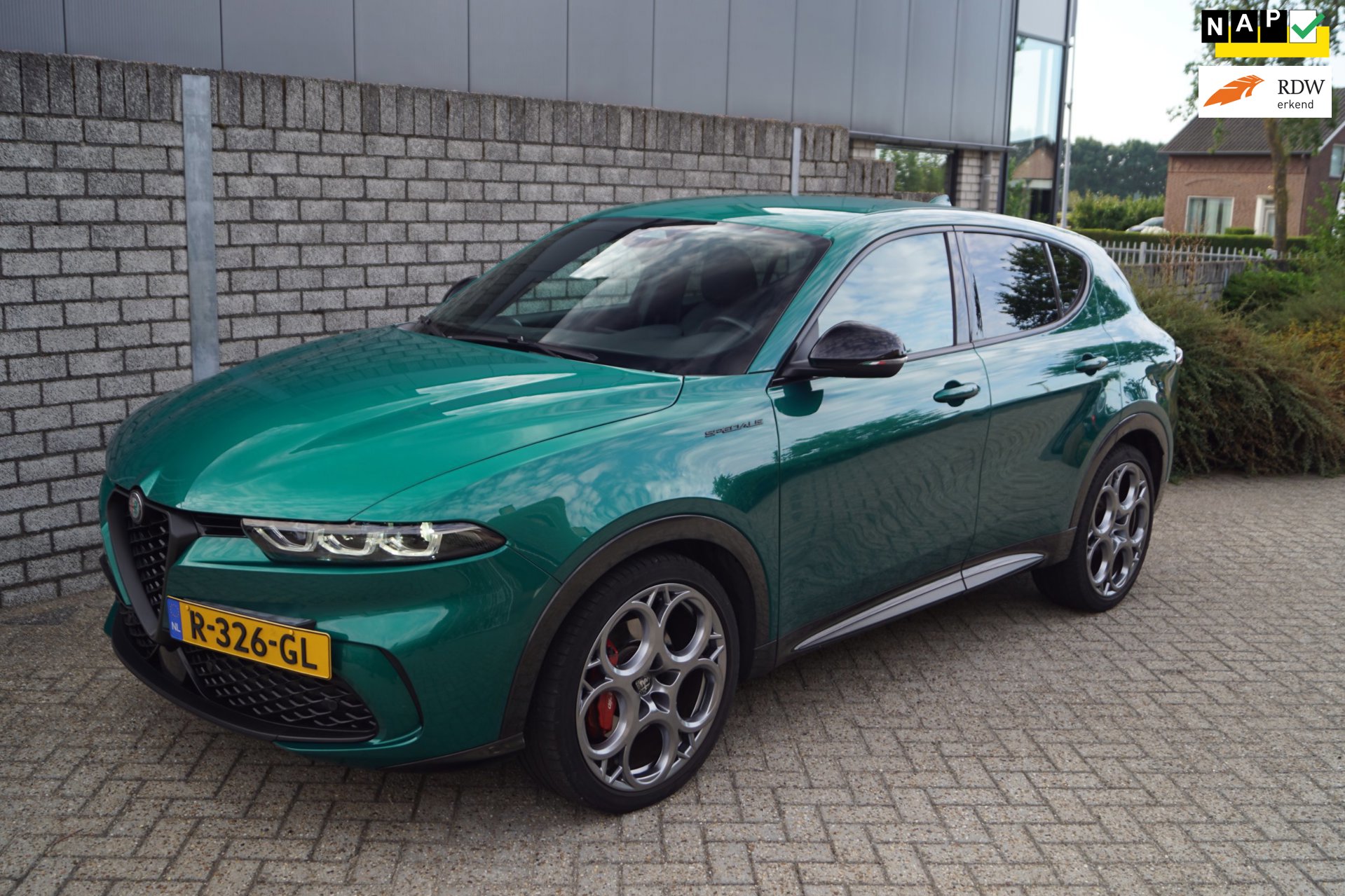 Alfa Romeo Tonale 1.5T Hybrid Edizione Speciale Autom Leder Sportst Stol/Stuurverw Navi Camera Clima Adaptieve Cruise 2x PDC LMV