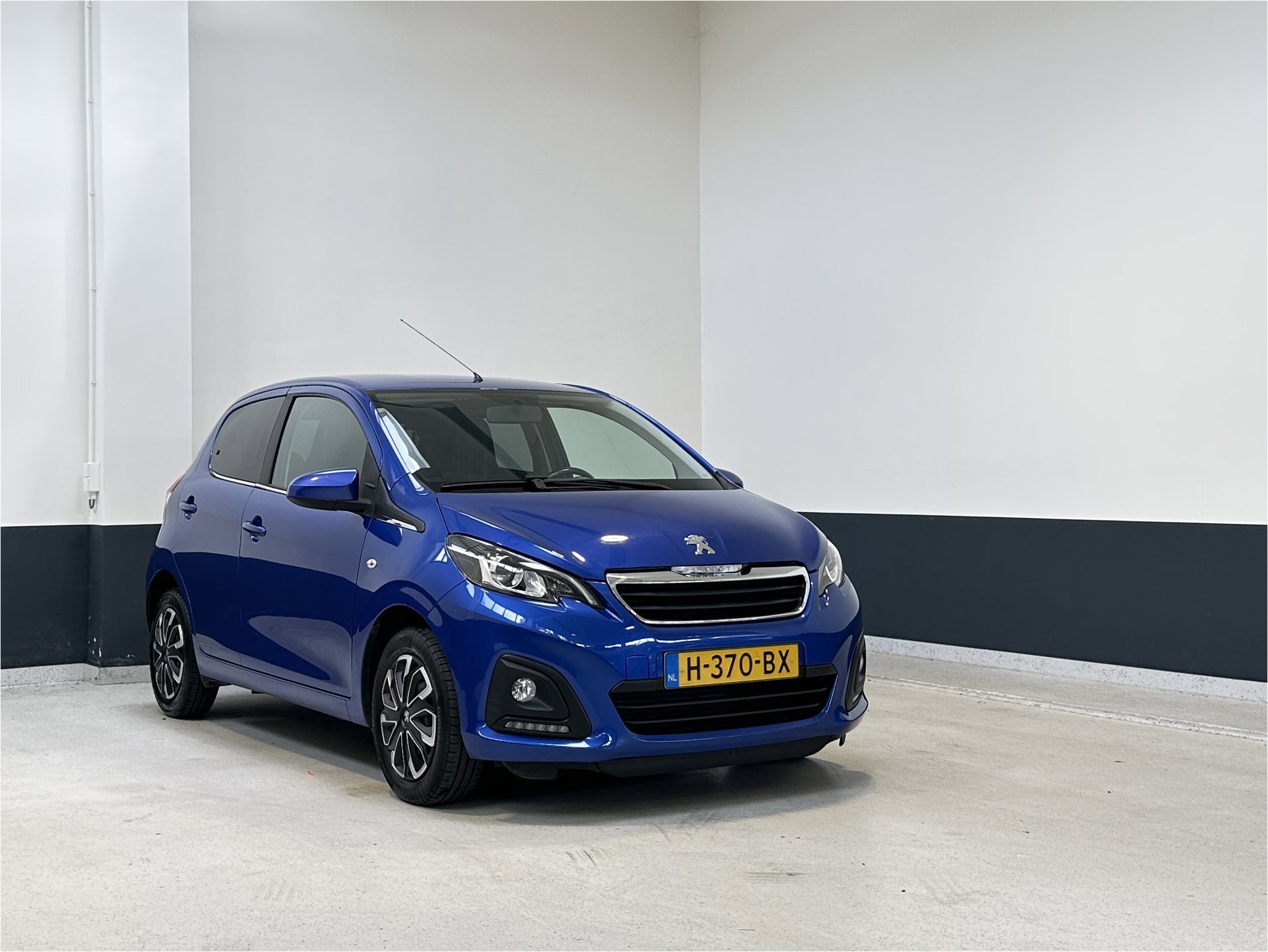 Peugeot 108 1.0 e-VTi Active | Bluetooth | Airco | NL |