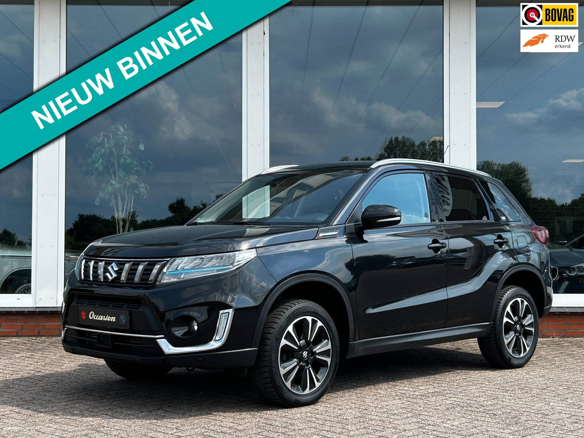 Suzuki Vitara 1.4 Boosterjet Style Smart Hybrid AUT. - Navi - Panoramadak - Camera -Trekhaak