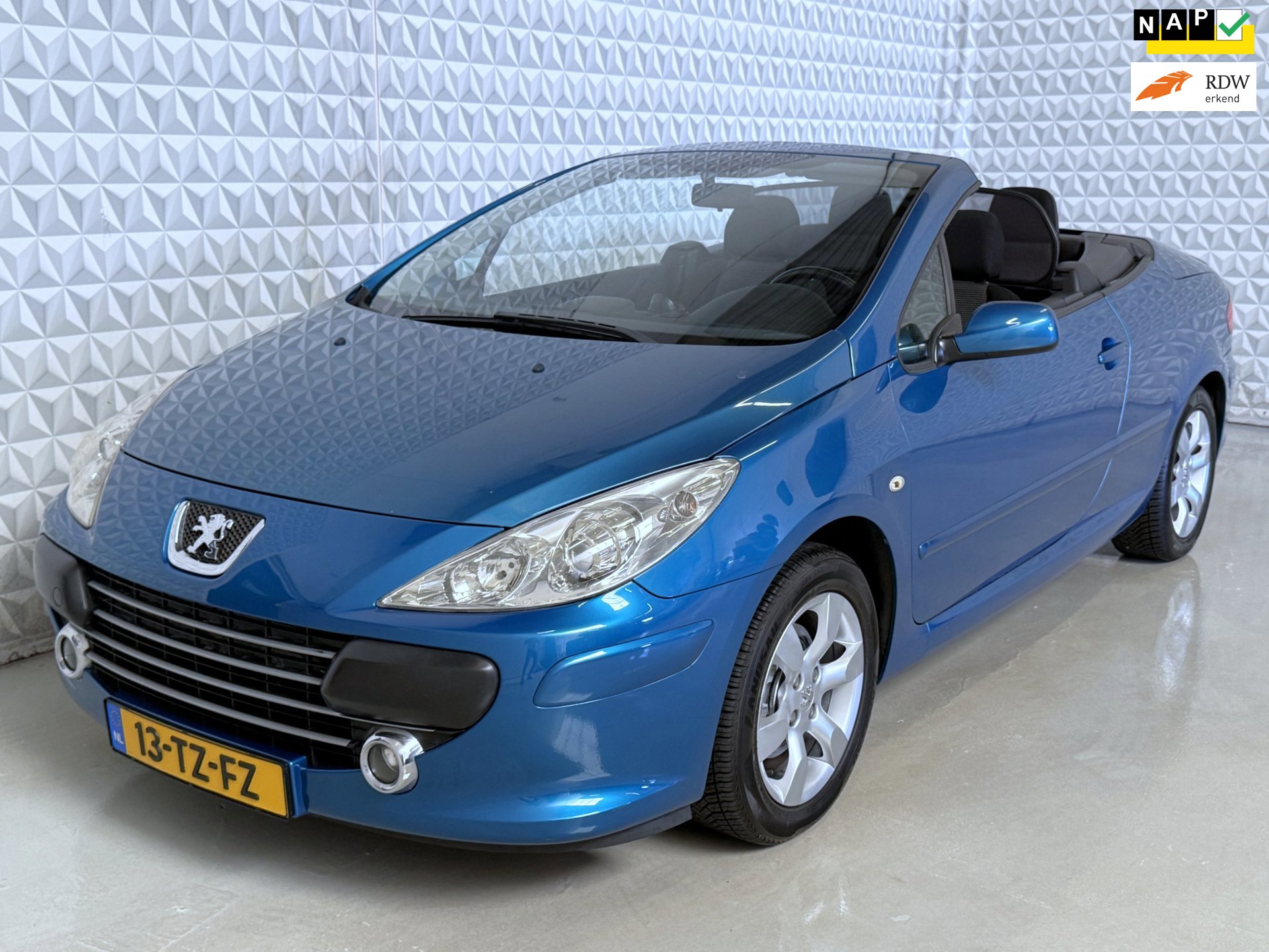 Peugeot 307 CC 1.6-16V Airco-CLIMA-Cruise-PDC / 104.000km (2007)