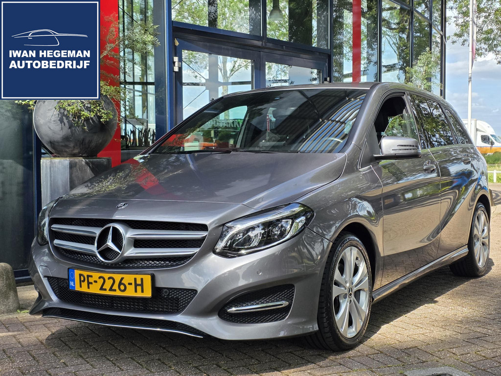 Mercedes-Benz B-klasse 180 AUTOMAAT | Navigatie | LED | Afn. Trekhaak | Leer