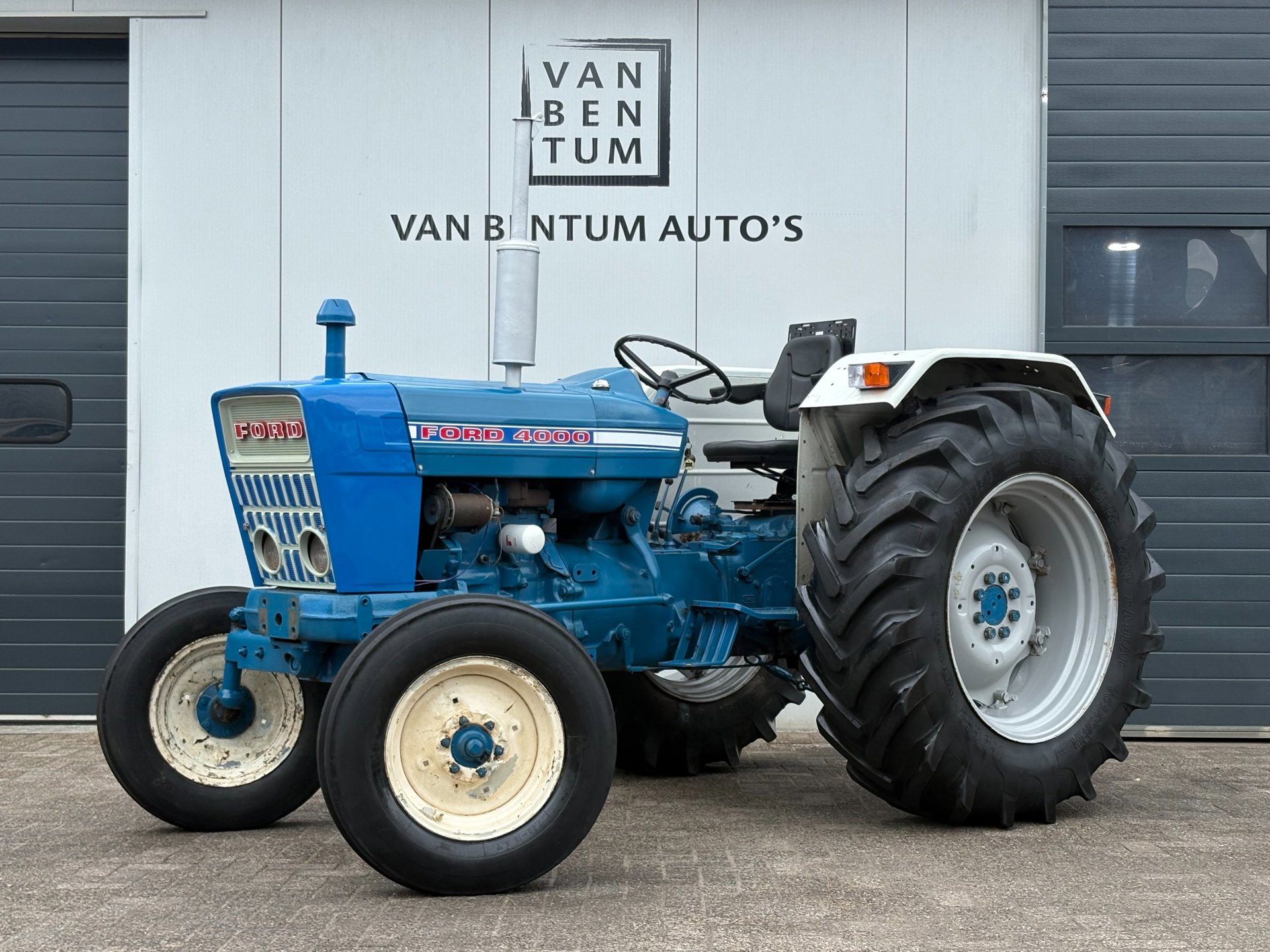 Ford 4000 KENTEKEN TZH-09-R