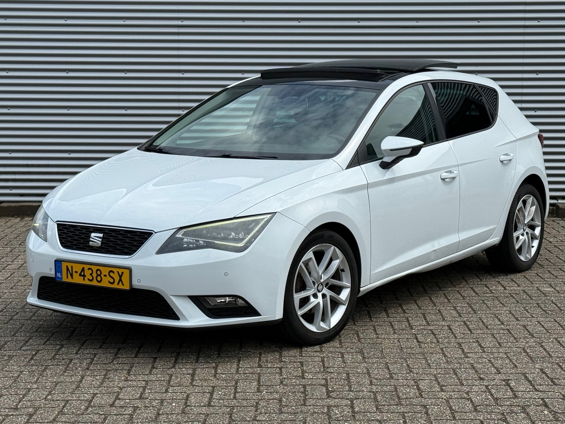 Seat Leon 1.2 TSI Style Business / PANORMA / Automaat / CRUISE / Inruil mog.