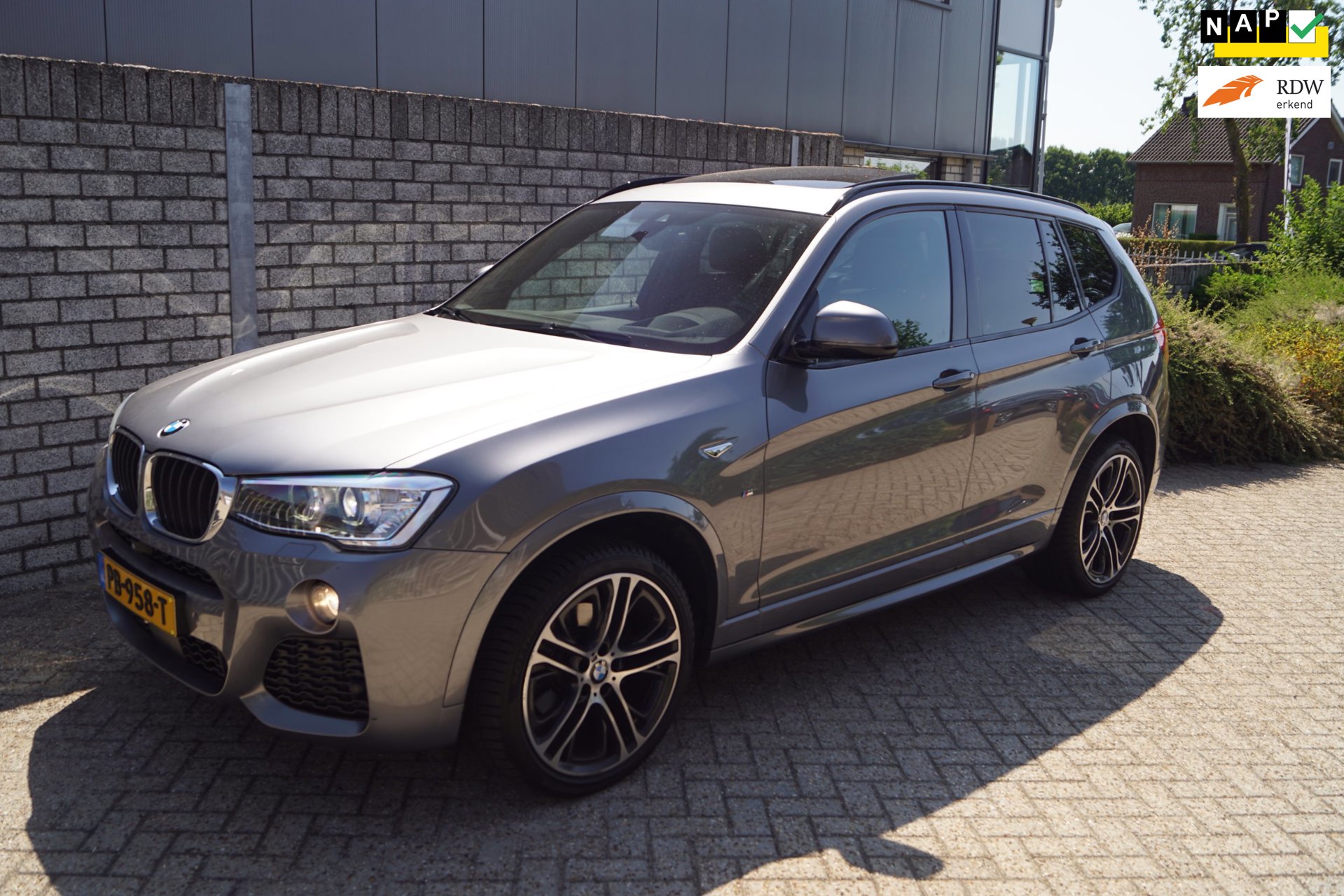 BMW X3 S-Drive20i Centennial High Executive M Sport Autom Pano Leder Navi Camera Head-Up Xenon Clima Adaptieve Cruise ENZ NL Auto
