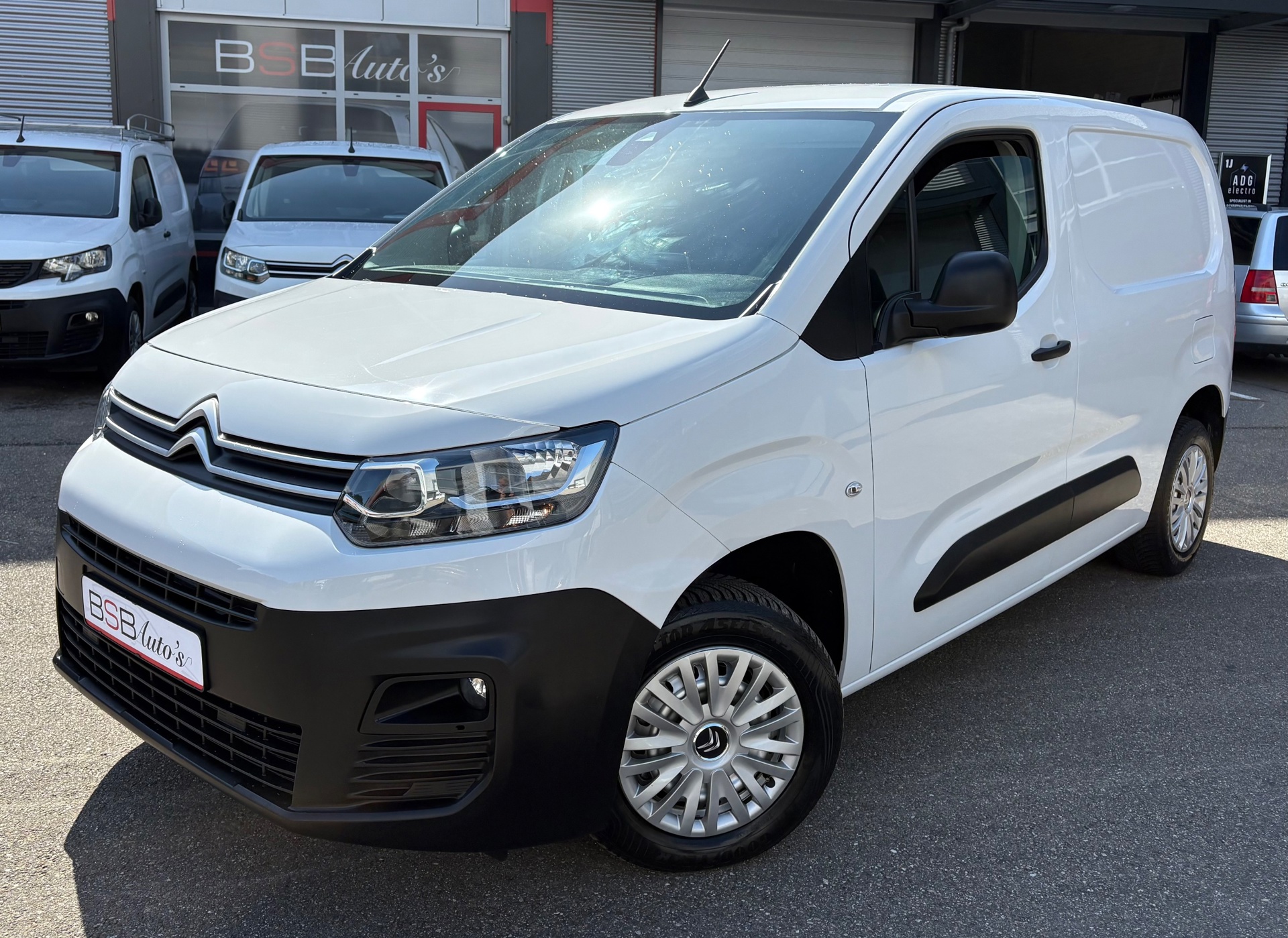 Citroën Berlingo 1.2 PureTech 110 S&S L1 Airco Navi Pdc Cruise A.Camera Multi.stuur 3 Zits Elec.pakket