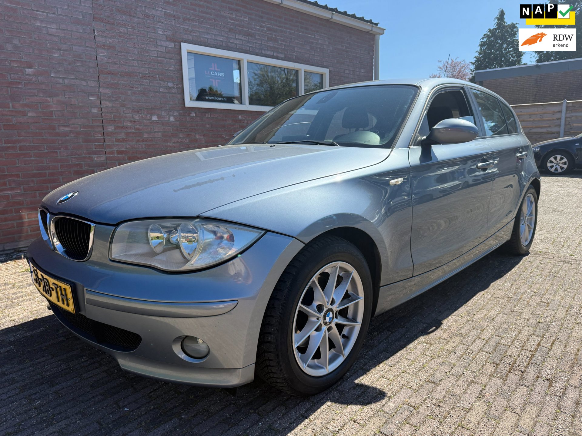 BMW 1-serie 120i Automaat Airco Apk 11-11-2026 cruise LMV PDC