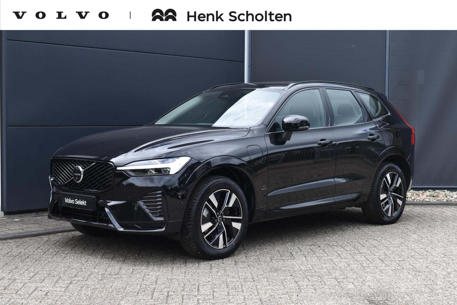 Volvo XC60 T6 Plug-in hybrid AWD Plus Dark