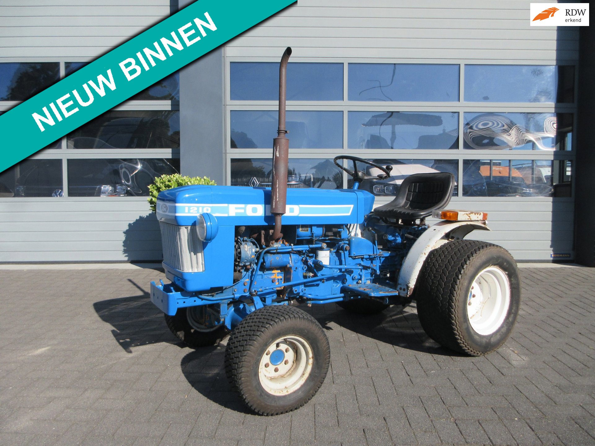 Ford 1210 trekker