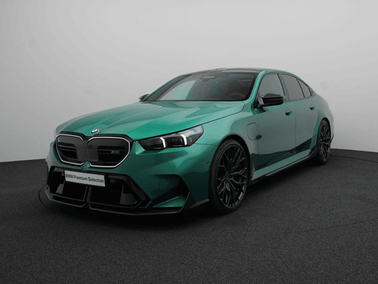 Sedan M5