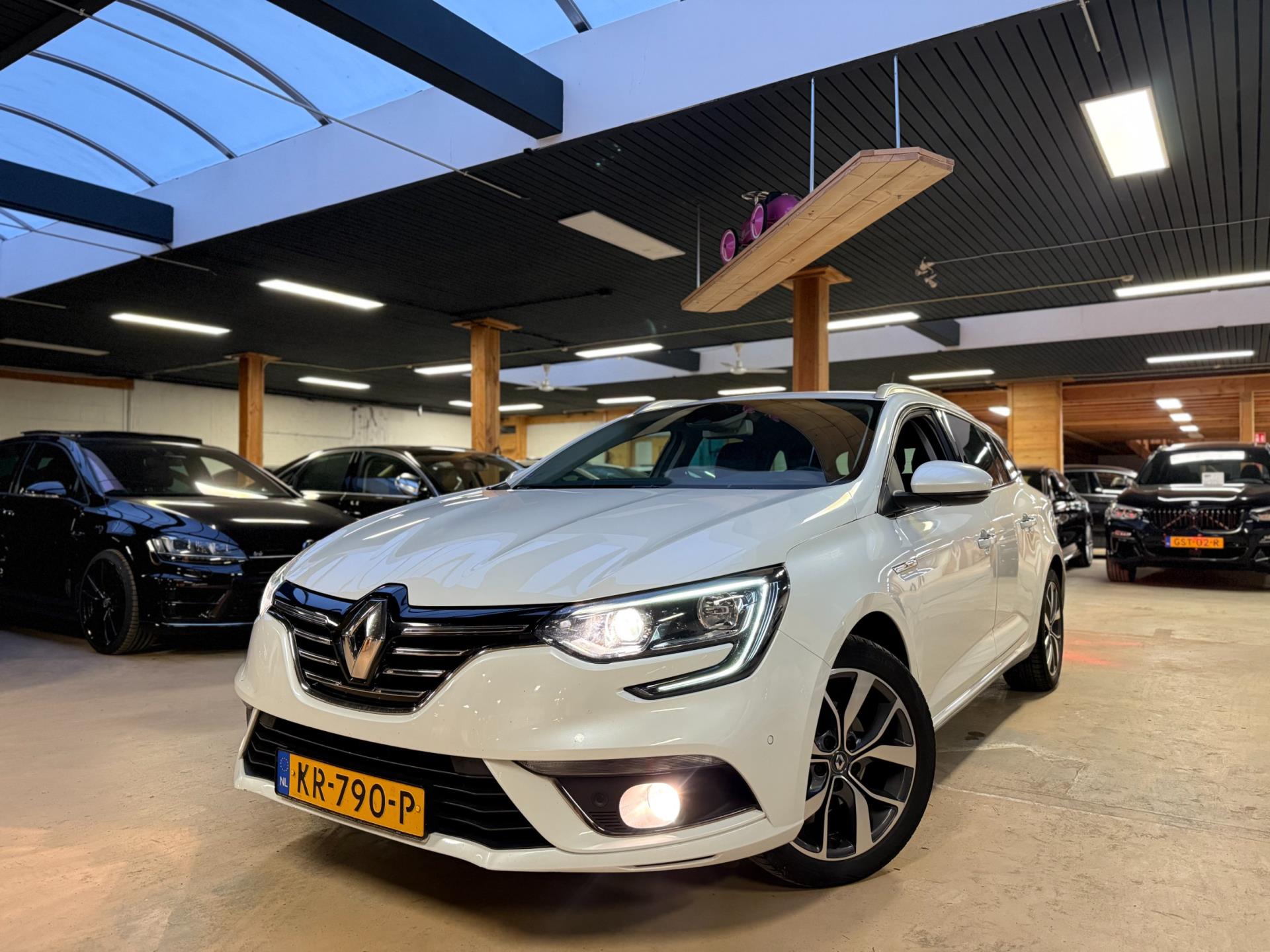 Renault Mégane Estate 1.2 TCe Bose Facelift Virtual Sfeer Cruise Control