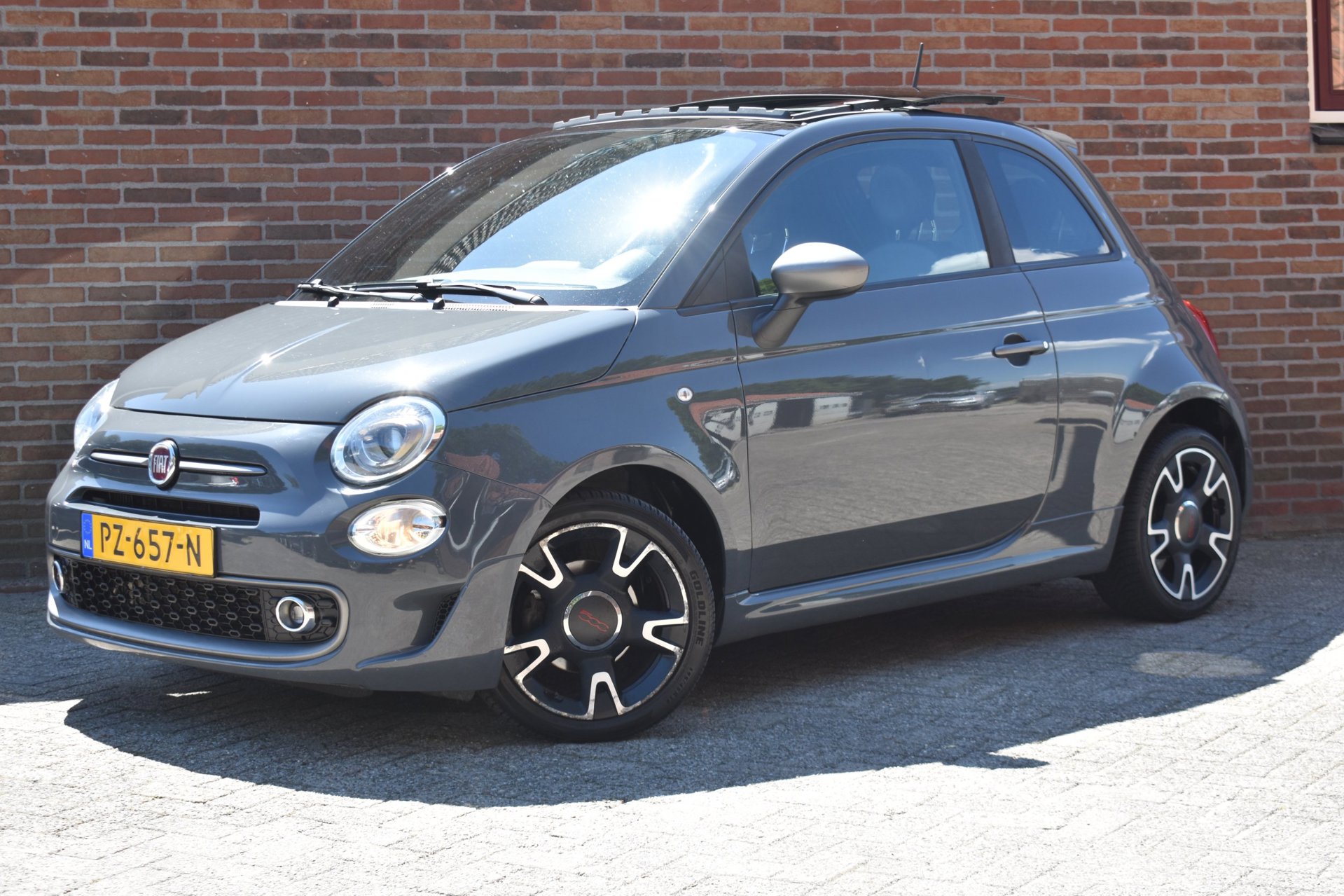 Fiat 500 0.9 TwinAir Turbo Sport '17 Pano Airco Navi Inruil mogelijk