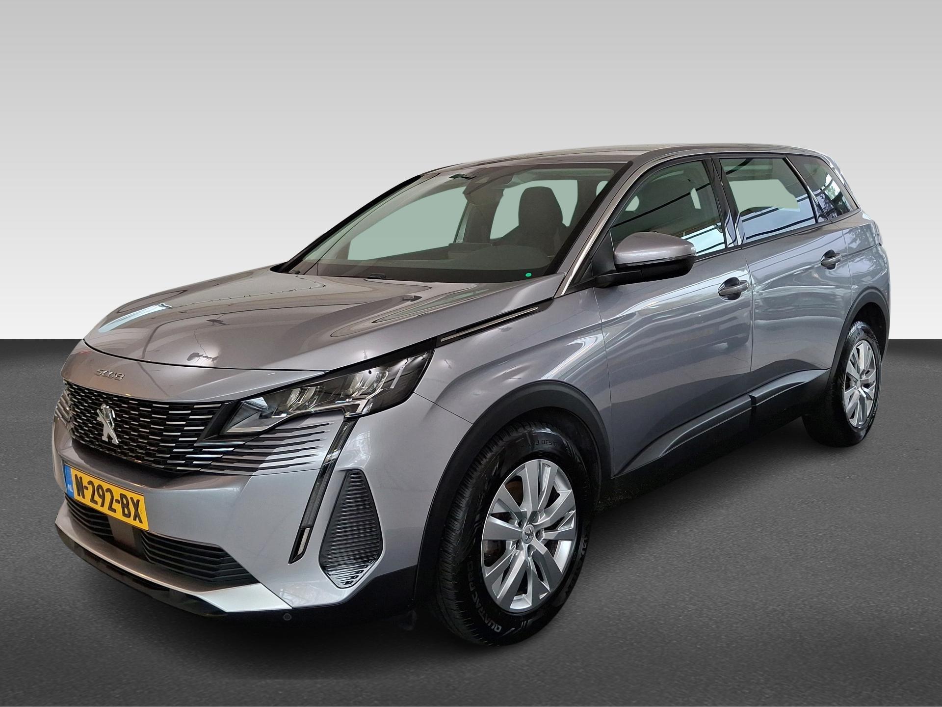 Peugeot 5008 1.2 PureTech 130pk | Carplay | Navi | Camera