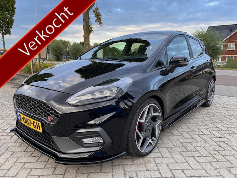Ford Fiesta 1.5 EcoBoost ST-3 Spec.\Pano\Milltek\Maxton