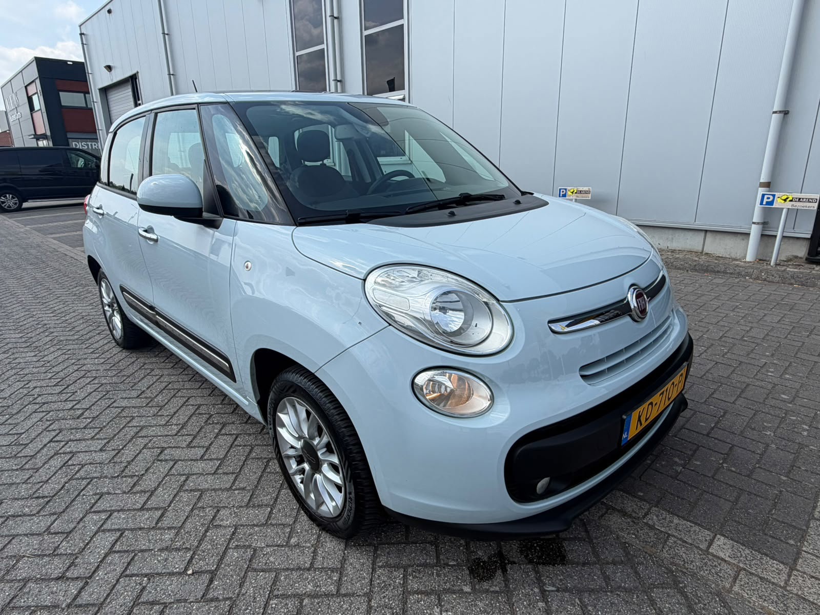 Fiat 500 L 0.9 TwinAir Easy PANO NAVI AIRCO CRUISE