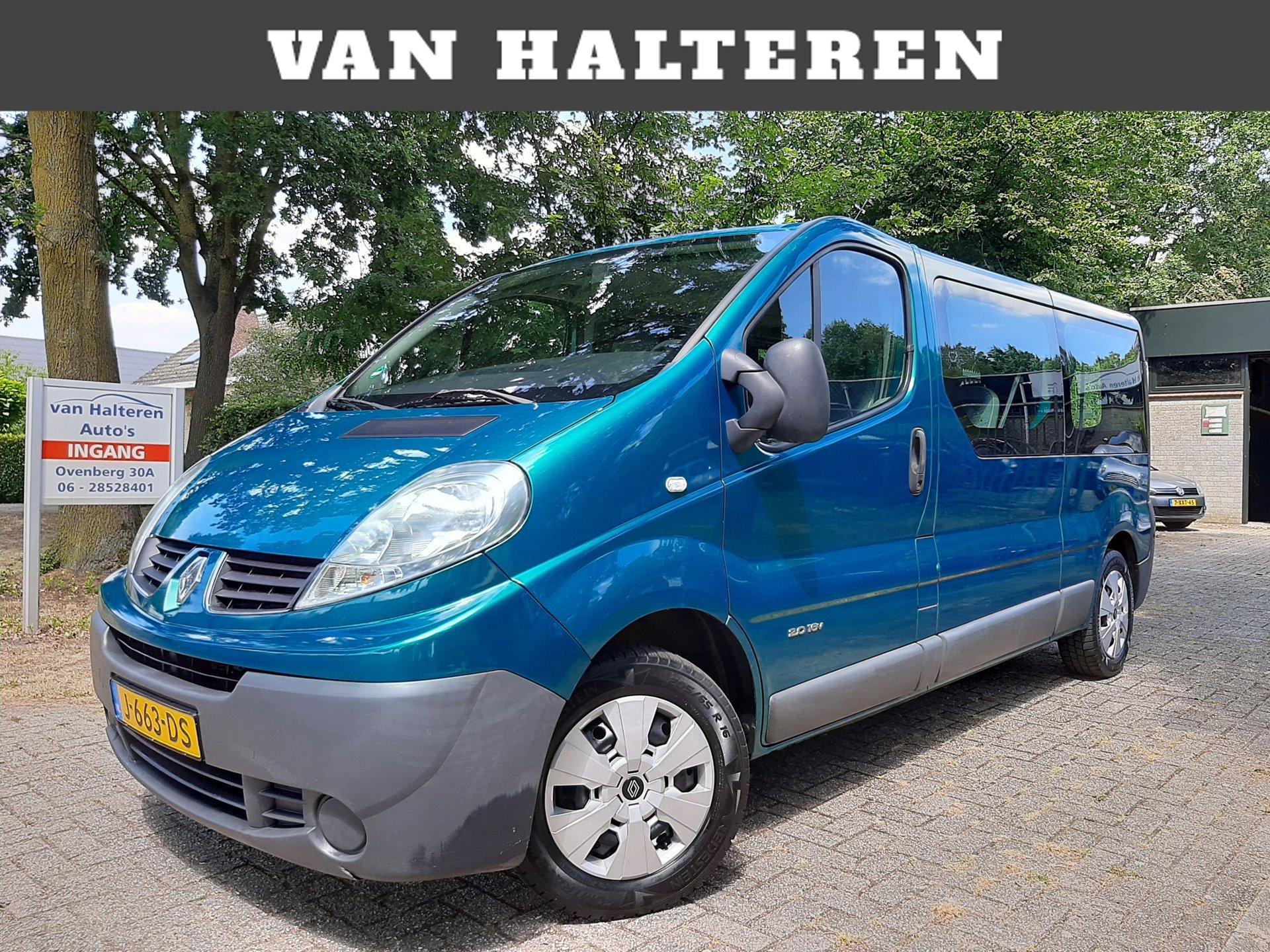 Renault Trafic Passenger 2.0-16V L2H1 Authentique 9-Persoons