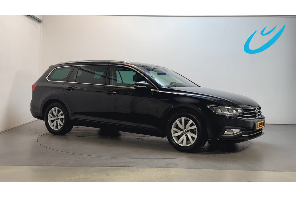 Volkswagen Passat Variant 1.5 TSI 150pk DSG Business Camera Stoelverwarming Virtual Cockpit Navigatie