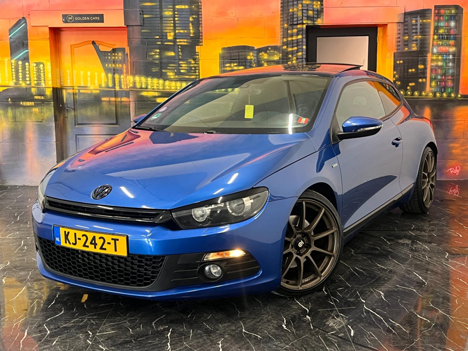 Volkswagen Scirocco 2.0 TSI Panoramadak|Navi|Stoelverwarming