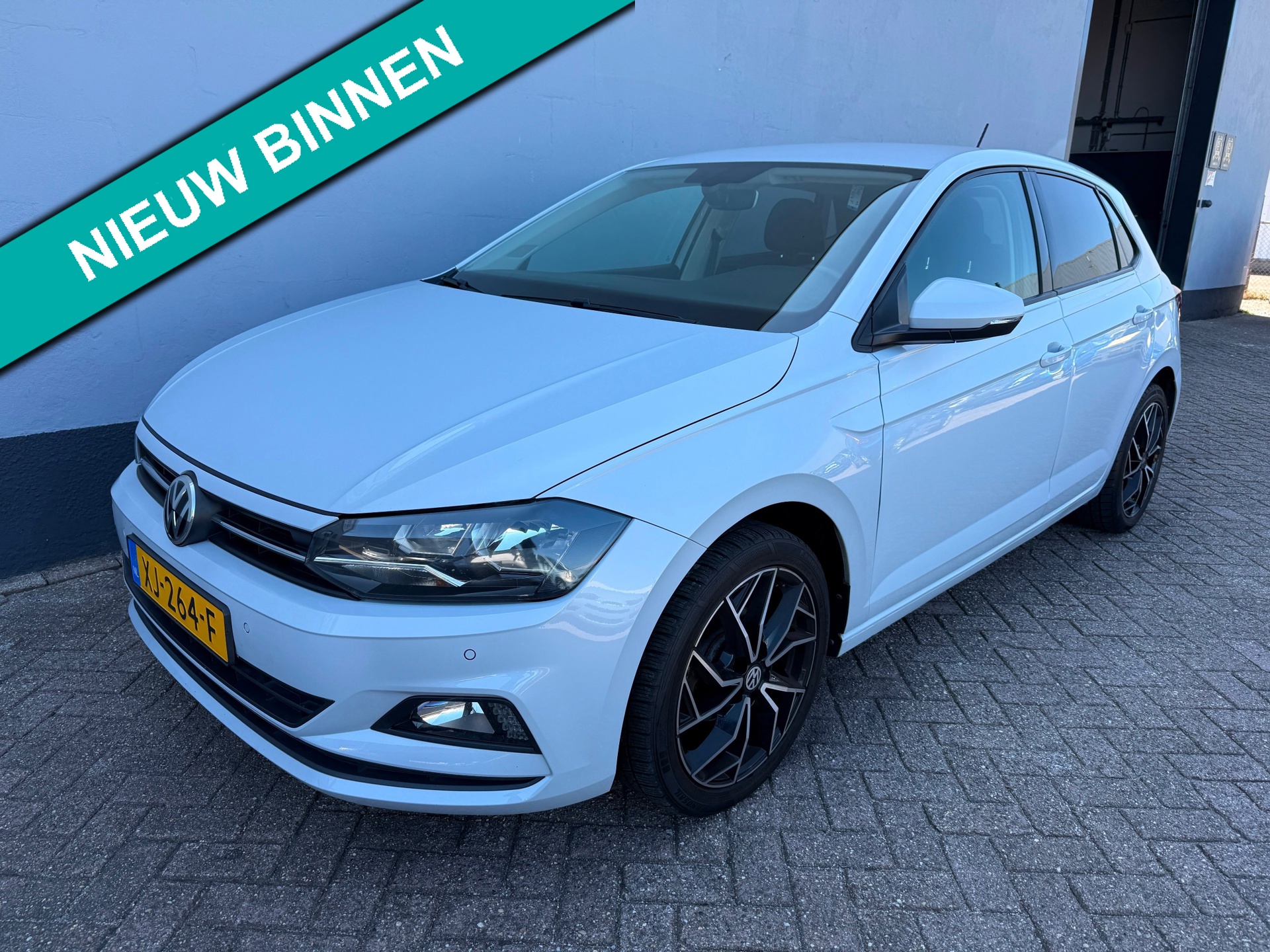 Volkswagen Polo Comfortline - Airco - Cruise - Carplay