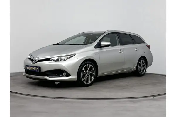 Touring Sports 1.8 Hybrid Dynamic