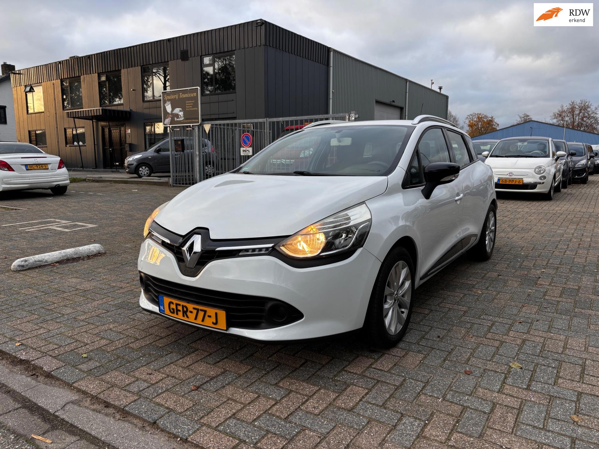 Renault Clio Estate 0.9 TCe Expression Vol Ondh - Nw Apk - Nw Ondh